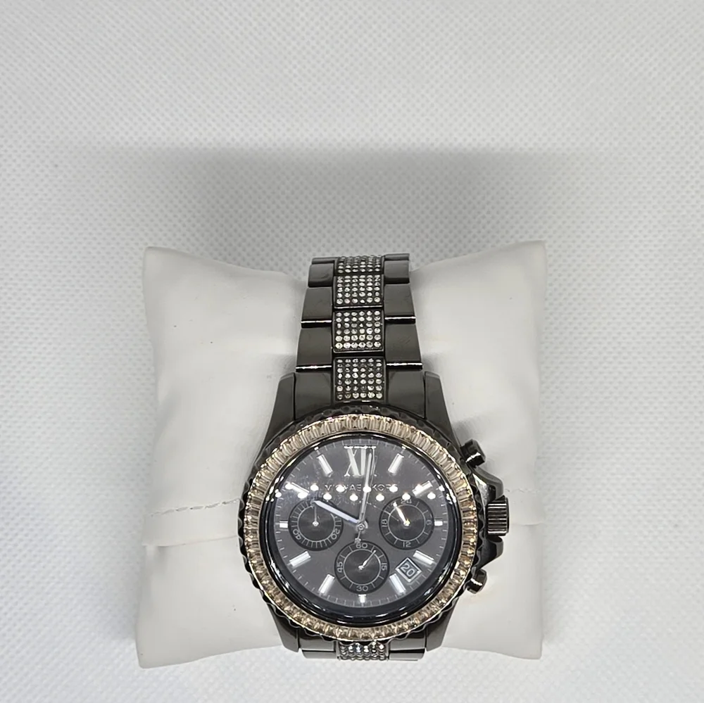 Michael Kors Everest Chronograph Watch - Picture 8 of 15